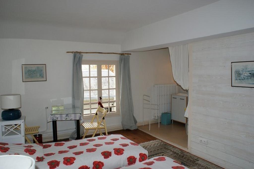 Les Longchamps Bed & Breakfast Neuille ห้อง รูปภาพ