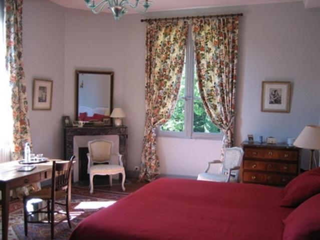 Les Longchamps Bed & Breakfast Neuille ภายนอก รูปภาพ